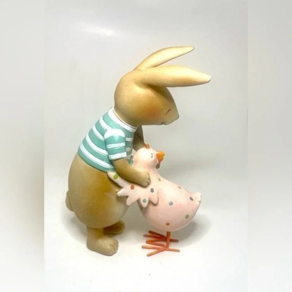 BNWT GANZ Friends Easter Bunny Figurine Hugging Chick - Picture 5 of 6